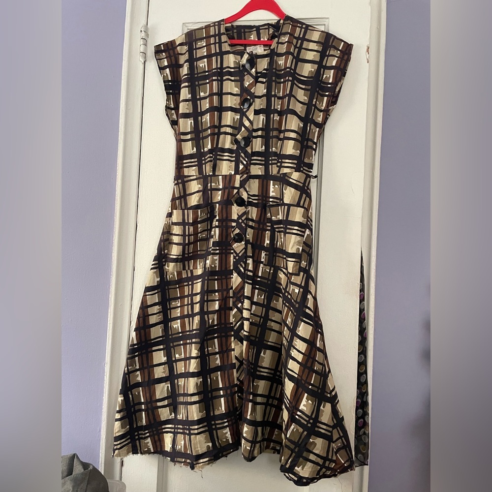 Vintage print dress !